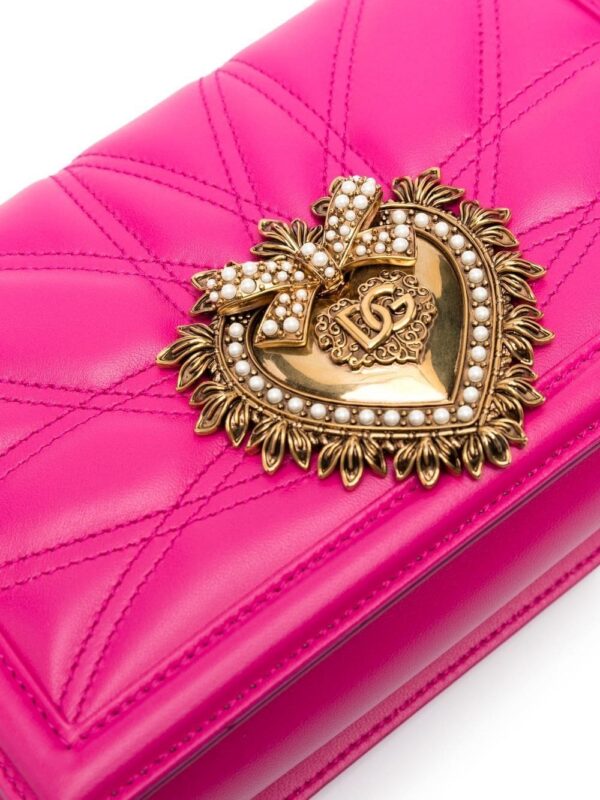 19013032_41513873_1000.jpg Dolce & Gabbana medium Devotion quilted shoulder bag