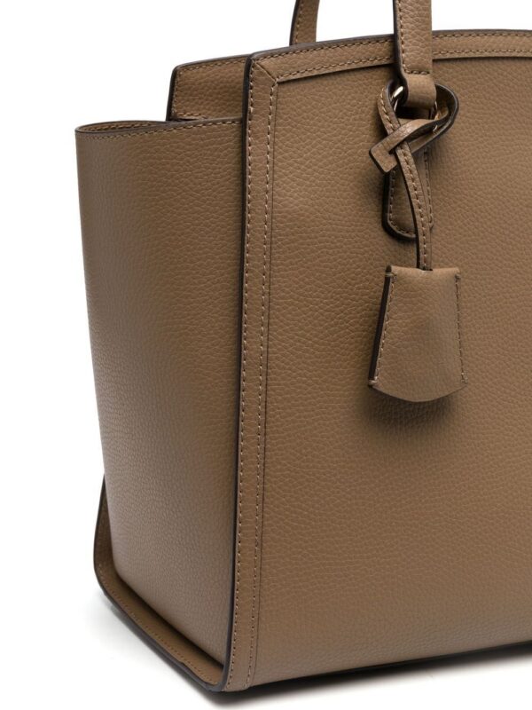 19031668_41875301_1000.jpg Michael Michael Kors Chantal Large pebbled tote bag