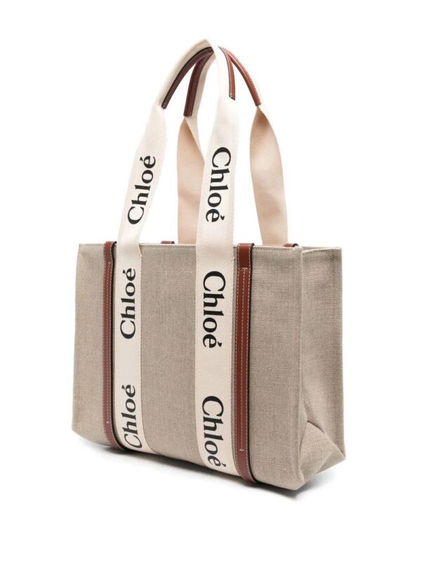 19041528_41549450_1000.jpg Chloé medium Woody logo tote bag