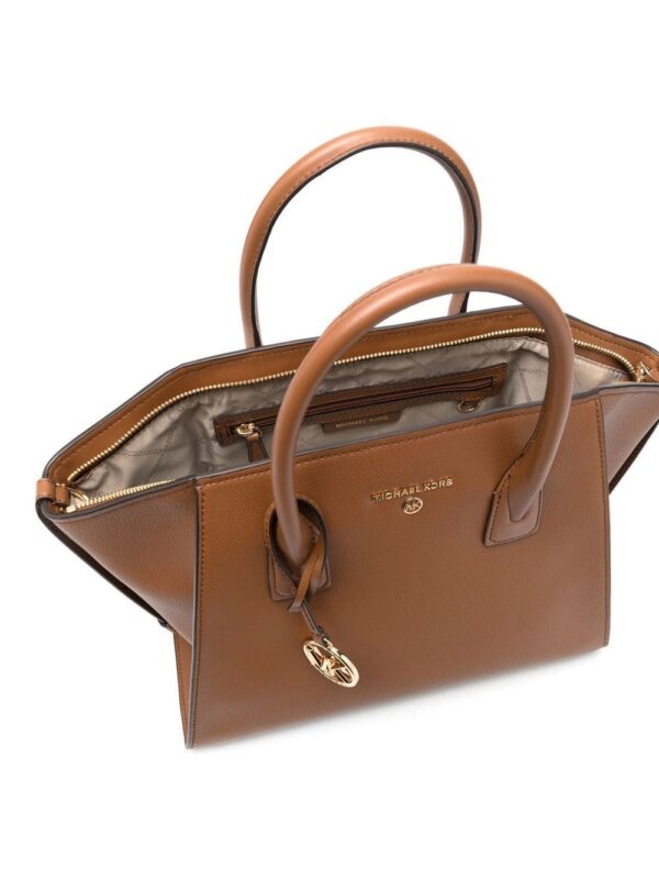19052425_41661639_1000.jpg Michael Michael Kors logo-plaque leather tote bag