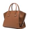 19052425_41661640_1000.jpg Michael Michael Kors logo-plaque leather tote bag