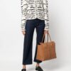 19079275_41665411_1000.jpg Tod's logo-patch leather tote bag