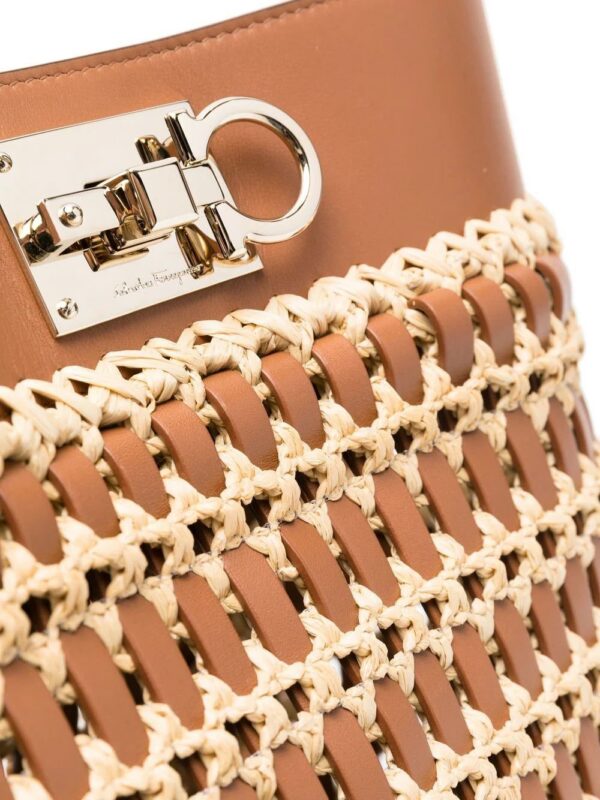 19082752_41756344_1000.jpg Ferragamo Trifolio raffia tote bag