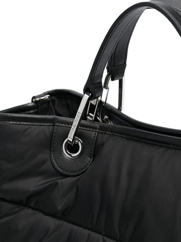 19098383_41806657_1000.jpg Emporio Armani padded logo-patch tote bag