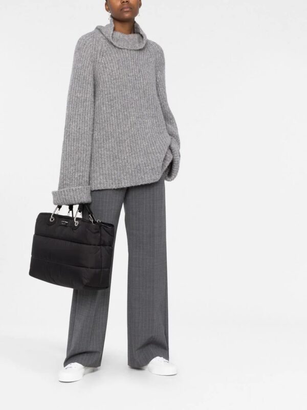 19098383_41807677_1000.jpg Emporio Armani padded logo-patch tote bag