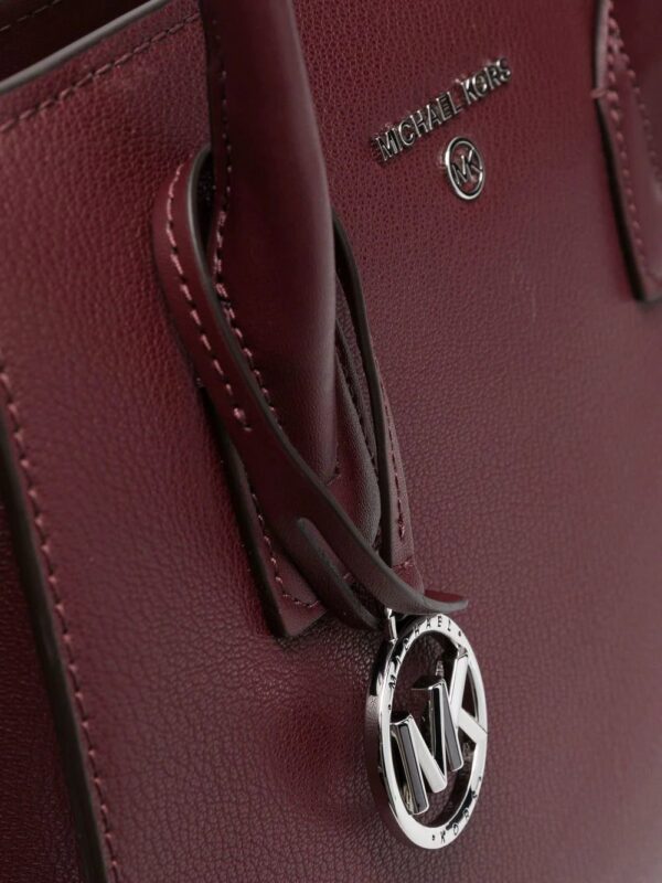 19116309_41814623_1000.jpg Michael Michael Kors leather logo-embellished tote bag