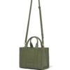 19137129_42382374_1000.jpg Marc Jacobs logo patch leather shoulder bag