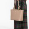 19150702_43218767_1000.jpg Tommy Hilfiger chain-strap tote bag