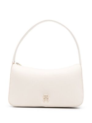 19151430_43880155_1000.jpg Tommy Hilfiger logo-plaque shoulder bag.