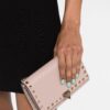 19161214_44934740_1000.jpg Valentino Garavani Rockstud mini shoulder bag