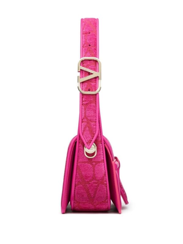 19182725_44078600_1000.jpg Valentino Garavani La Petit Deuxième Toile Iconographe shoulder bag