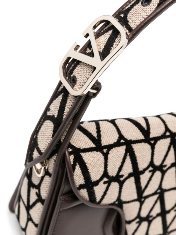 19183346_51973586_1000.jpg Valentino Garavani Le Grand Deuxième Toile Iconographe shoulder bag