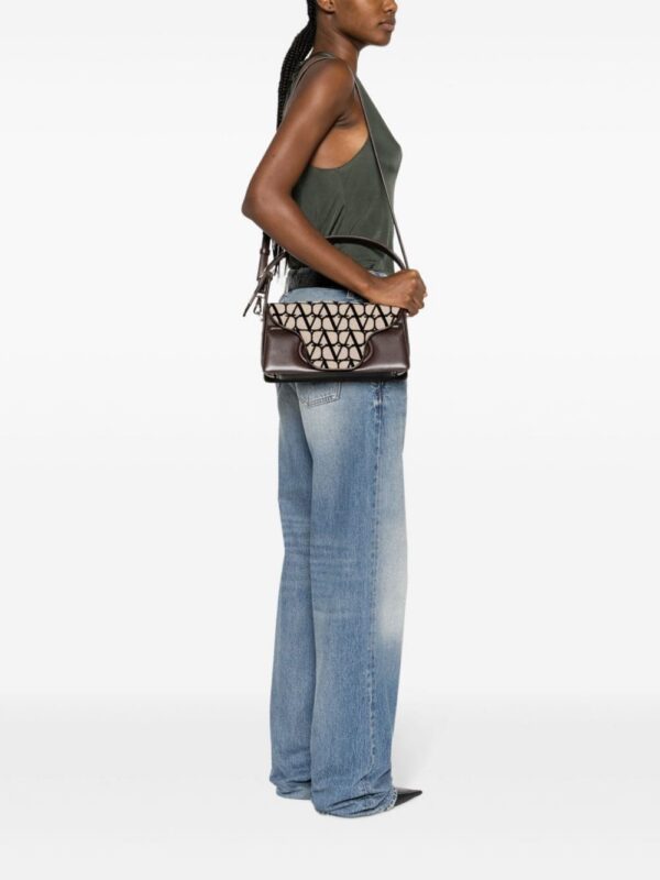 19183346_51973592_1000.jpg Valentino Garavani Le Grand Deuxième Toile Iconographe shoulder bag