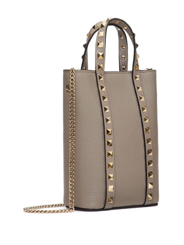 19184003_50312079_1000.jpg Valentino Garavani mini Rockstud tote bag