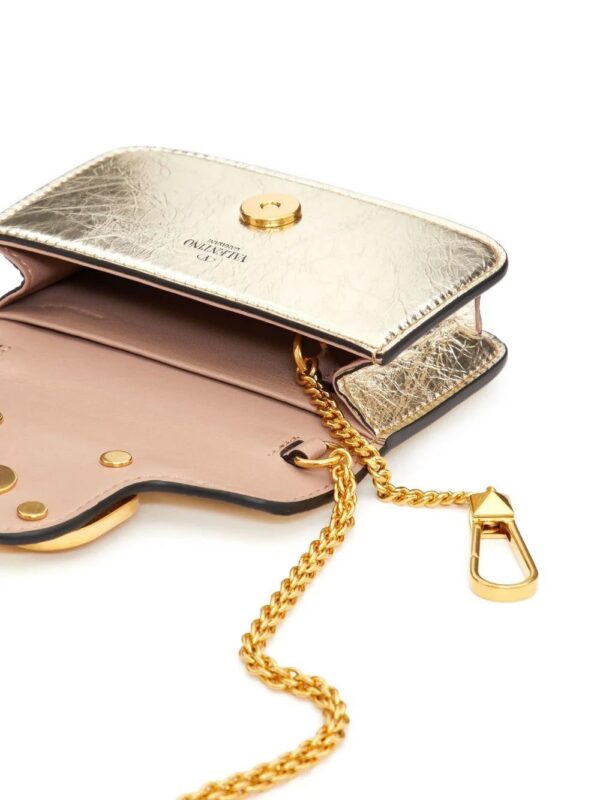 19184278_43339224_1000.jpg Valentino Garavani micro Locò metallic shoulder bag