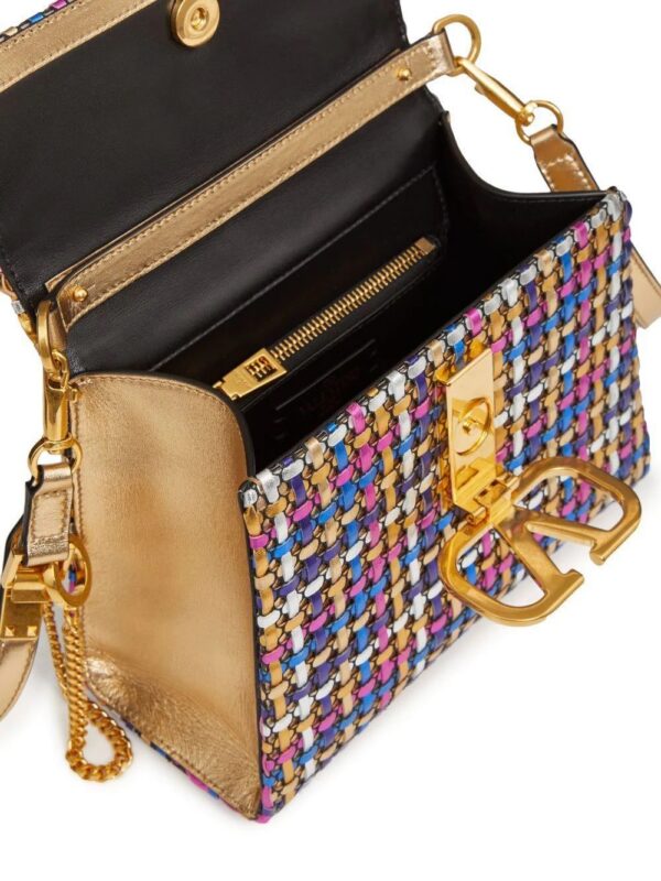 19184298_43338417_1000.jpg Valentino Garavani small VSLING woven handbag