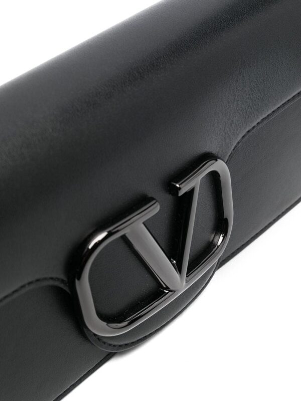 19204792_42171745_1000.jpg Valentino Garavani VLogo leather shoulder bag
