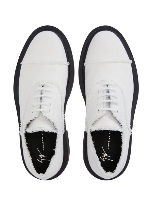19206561_43203044_1000.jpg Giuseppe Zanotti Adric frayed Oxford shoes