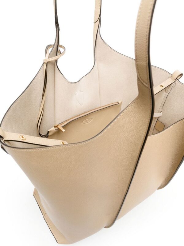 19214466_43834490_1000.jpg Tod's medium leather tote bag