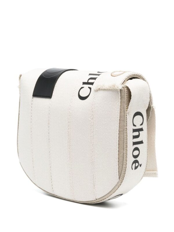 19215994_44140481_1000.jpg Chloé Woody logo-detail saddle bag