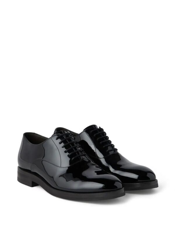 19245055_54365026_1000.jpg Brunello Cucinelli patent-leather laced oxford shoes