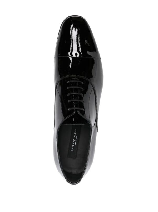 19334361_44658388_1000.jpg Philipp Plein patent-leather Oxford shoes