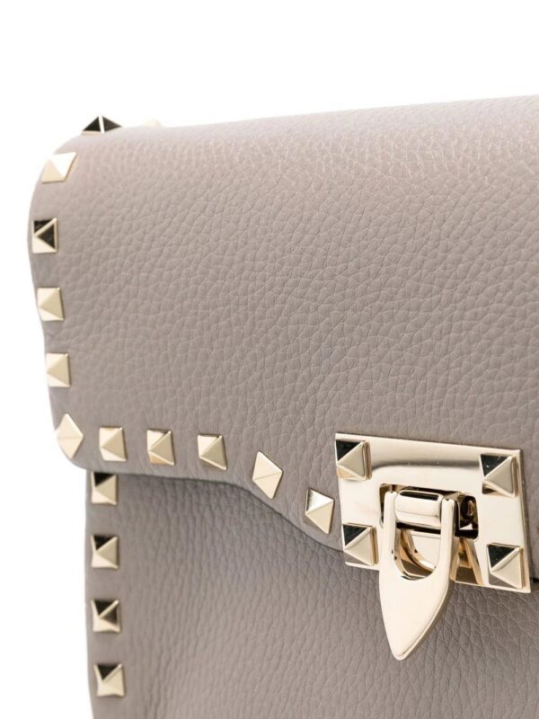 19372337_42612152_1000.jpg Valentino Garavani small Rockstud shoulder bag