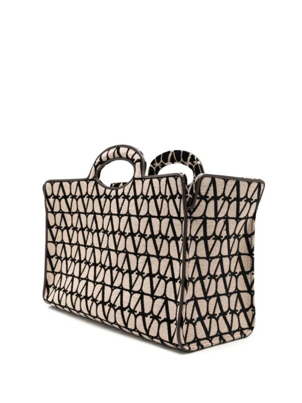 19373027_42611263_1000.jpg Valentino Garavani La Troisieme Toile Iconographe tote bag
