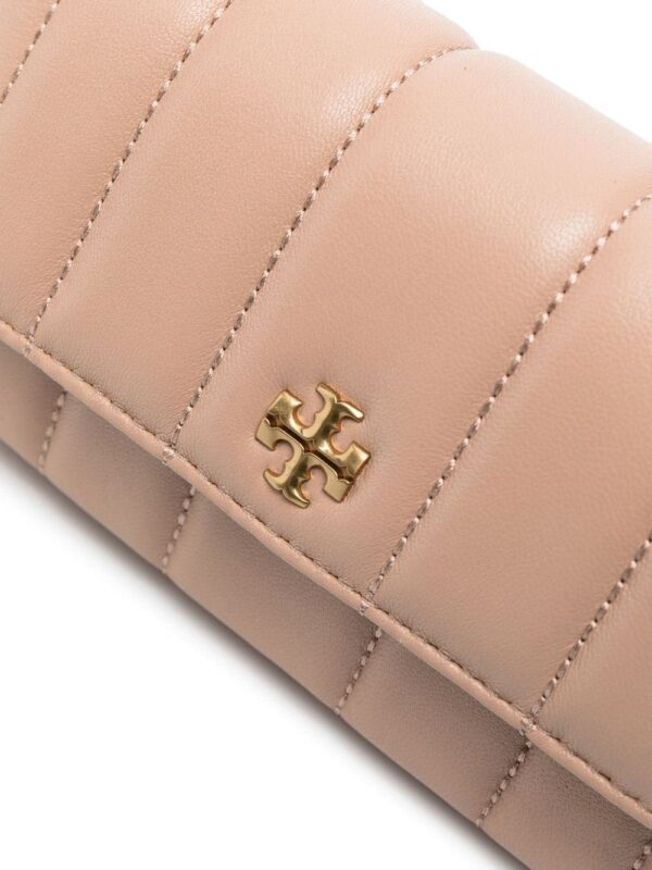 19373631_42584652_1000-1.jpg Tory Burch logo-plaque shoulder bag
