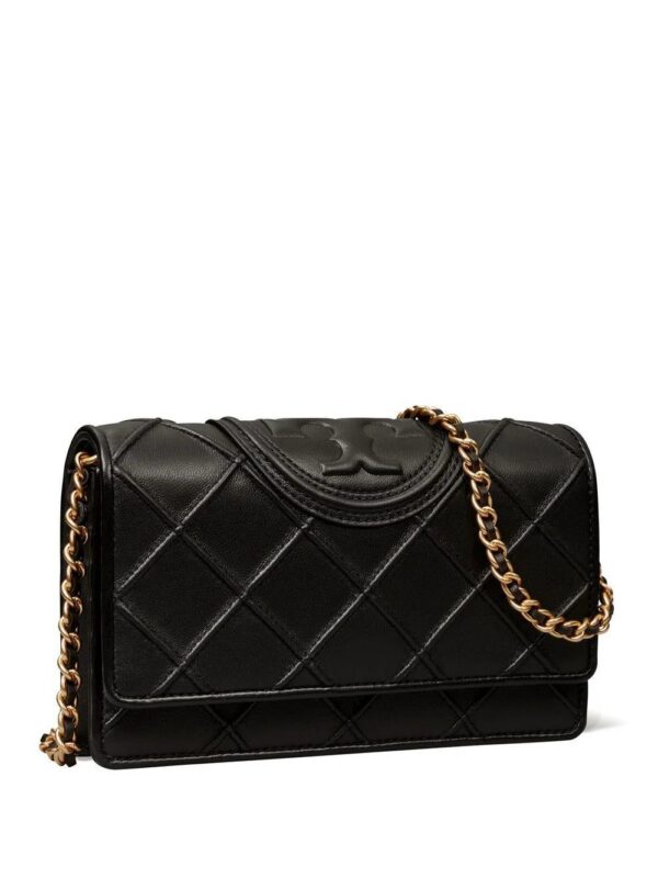19447893_43785200_1000.jpg Tory Burch Fleming logo-embossed crossbody bag