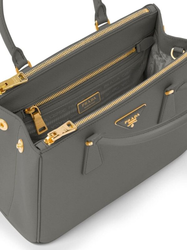 19467891_43431715_1000.jpg Prada medium Galleria leather tote bag
