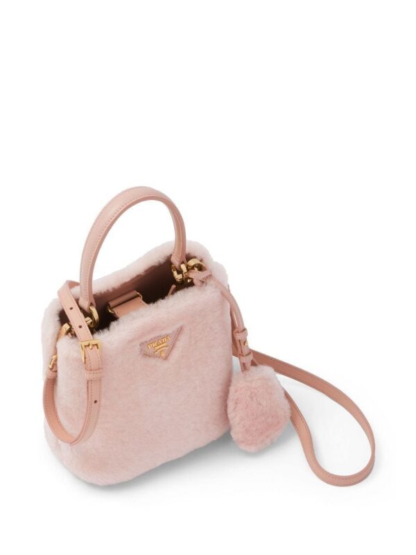 19509173_43541052_1000.jpg Prada Panier shearling mini bag