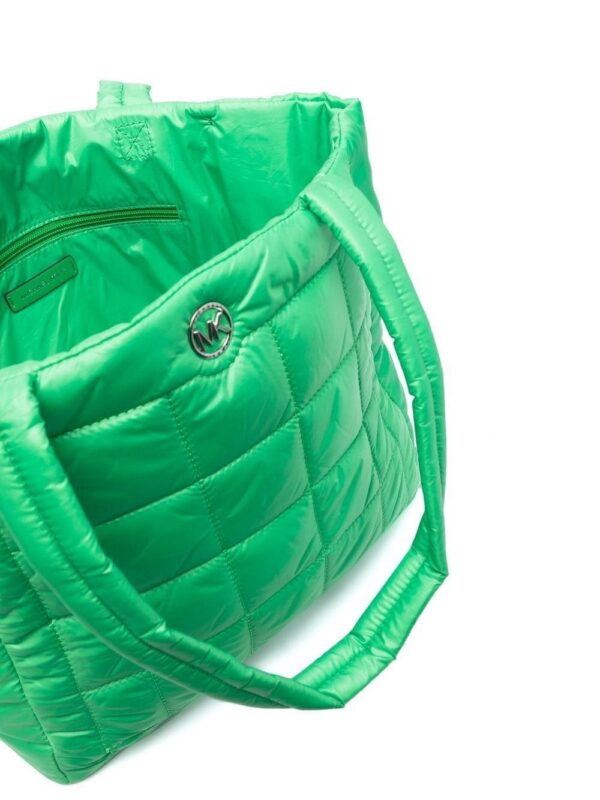 19552135_43658765_1000.jpg Michael Michael Kors Lilah large quilted tote bag