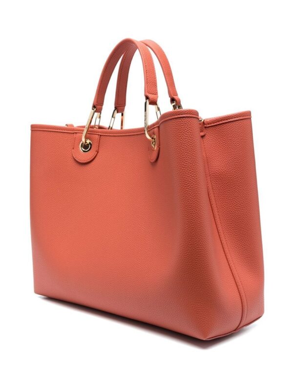 19596250_43760722_1000.jpg Emporio Armani pebble-effect logo-strap tote