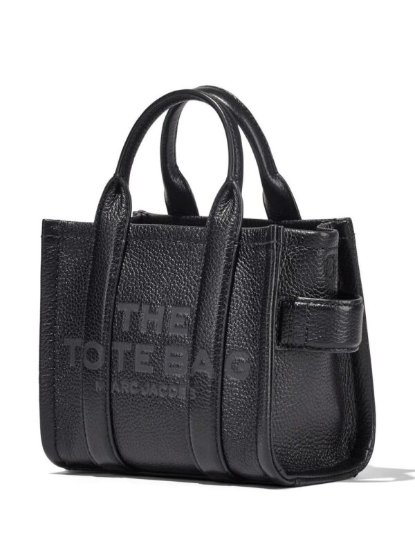 19599726_44207541_1000_0995a623-f7cc-4005-b759-e01e770302a8.jpg Marc Jacobs micro The Leather tote bag.