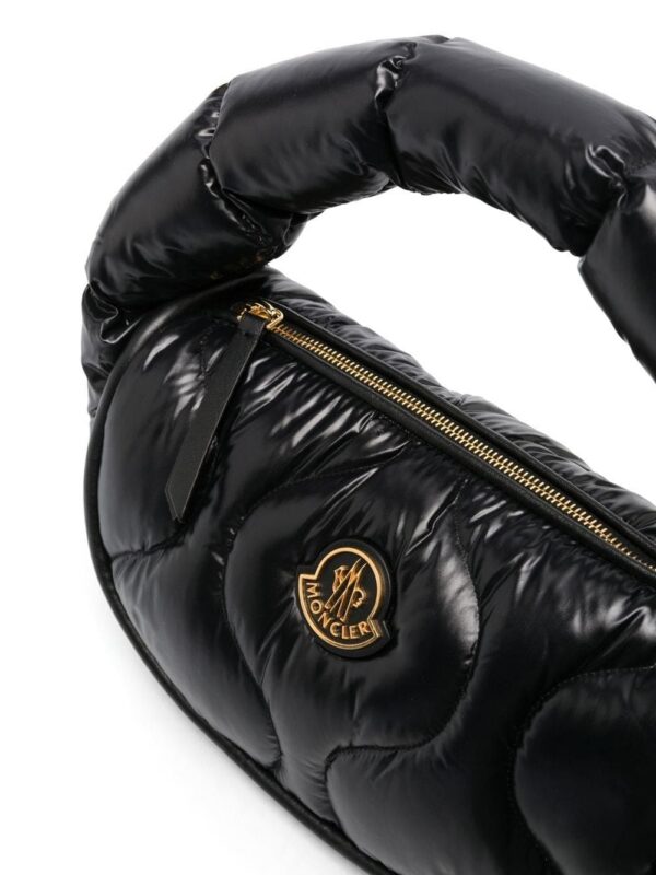 19602769_43806159_1000.jpg Moncler Delilah quilted shoulder bag