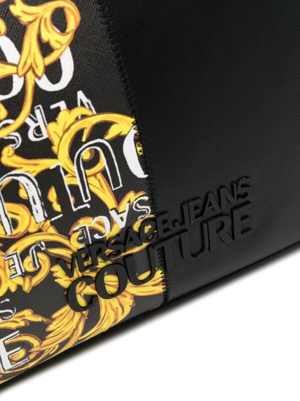 19611911_44361331_1000.jpg Versace Jeans Couture graphic-print tote bag