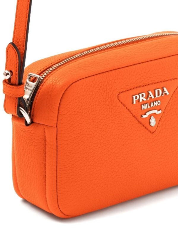 19661924_43941100_1000.jpg Prada logo-plaque crossbody bag