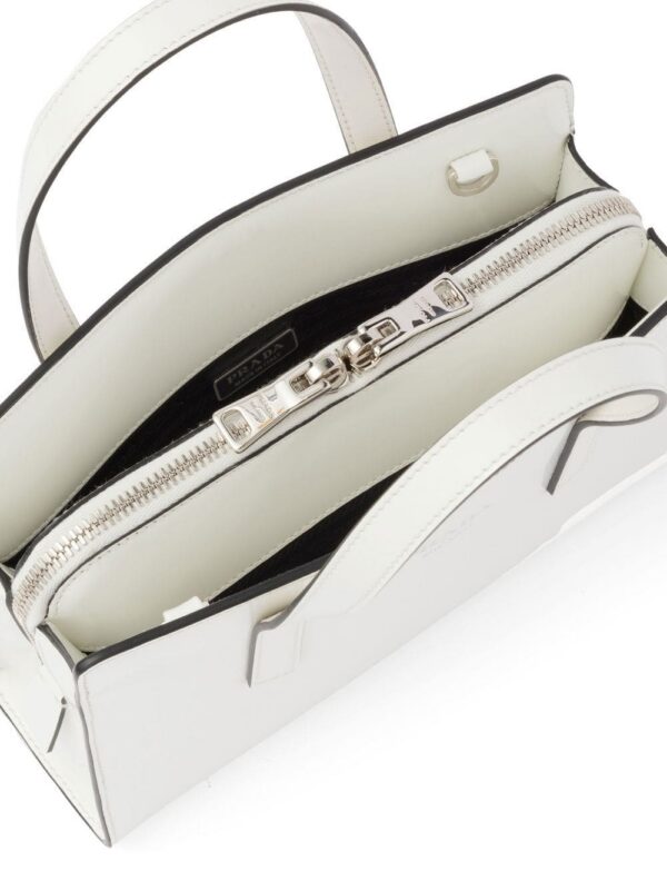19662776_43907167_1000.jpg Prada Re-Edition 1995 leather bag