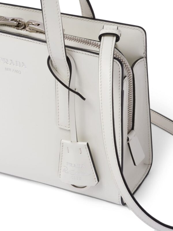 19662776_43907169_1000.jpg Prada Re-Edition 1995 leather bag