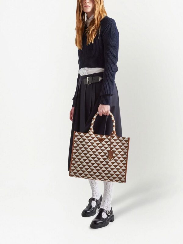 19663670_44298290_1000.jpg Prada large Symbole embroidered tote bag