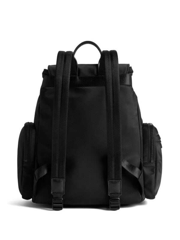 19671794_50350223_1000.jpg DSQUARED2 Icon multi-pocket backpack