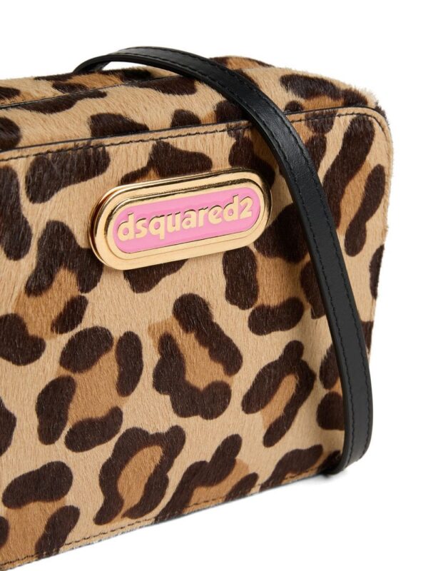 19672192_50351526_1000.jpg DSQUARED2 logo-plaque leopard-print cross body bag