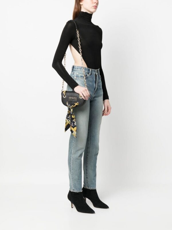19694328_44360874_1000-1.jpg Versace Jeans Couture baroque-print detail shoulder bag