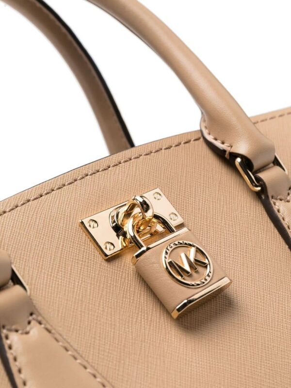 19696895_44191139_1000_73272d01-d176-4ff6-bc8b-349ba981a0e9.jpg Michael Kors logo-plaque leather tote bag
