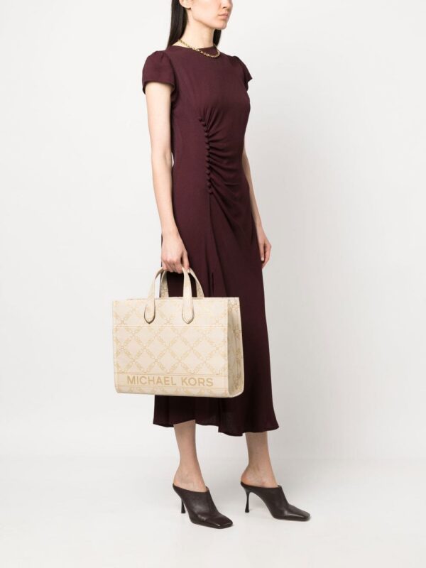 19698003_44288608_1000.jpg Michael Kors logo-print tote bag