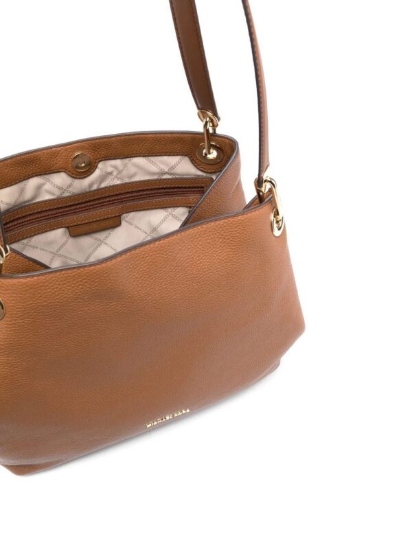 19740167_44266613_1000.jpg Michael Michael Kors Raven logo-plaque shoulder bag