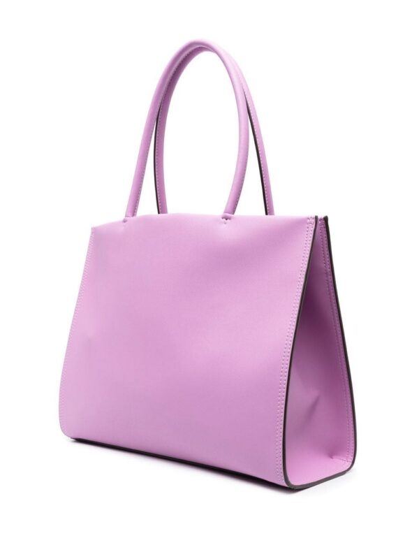 19797927_44434442_1000-1.jpg Tory Burch embossed-logo tote bag