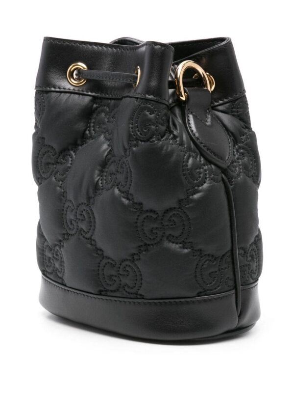 19805849_53915699_1000.jpg Gucci GG Supreme matelassé bucket bag
