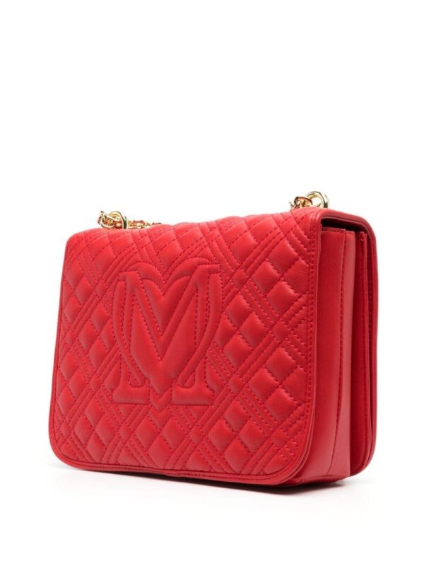 19822995_44522861_1000.jpg Love Moschino logo-plaque quilted shoulder bag